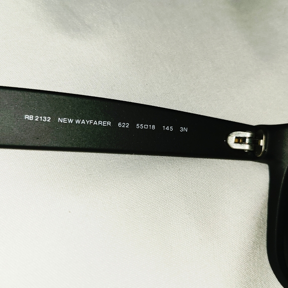 Ray-Ban Wayfarer Black Sunglasses NWOT main image 10
